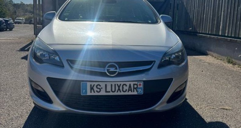 Opel Astra Sports Tourer 1.7 CDTi Cosmo 110Cv 1 Ã¨r