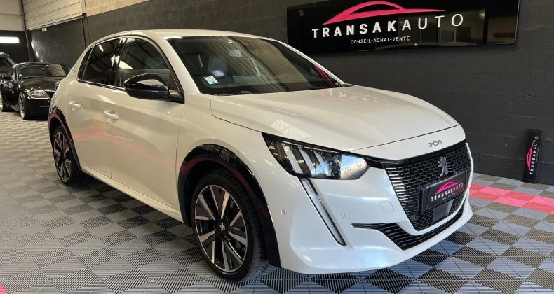 Peugeot 208 II GT 1.2 Puretech 100 cv - Distribution