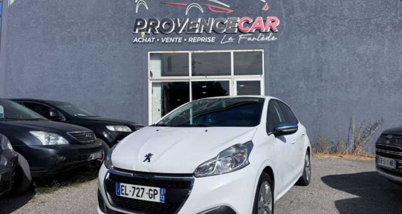 Peugeot 208 1.2 PURETECH 82CH STYLE 5P