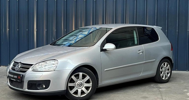 Volkswagen Golf 2.0 TDI 140 CARAT - Garantie 1 an -- Cli