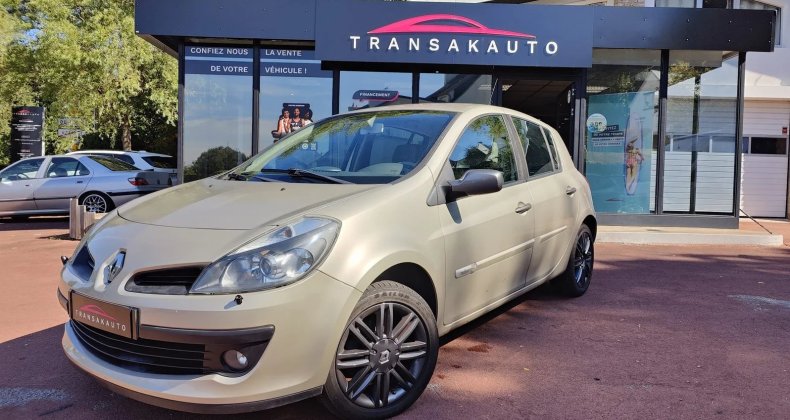 Renault Clio III Initiale
