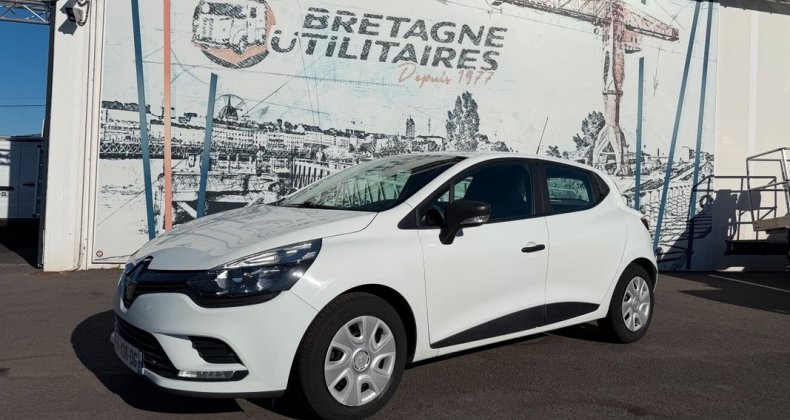 Renault Clio 6250 ht sociÃ©tÃ© 2 places essence 75 cv