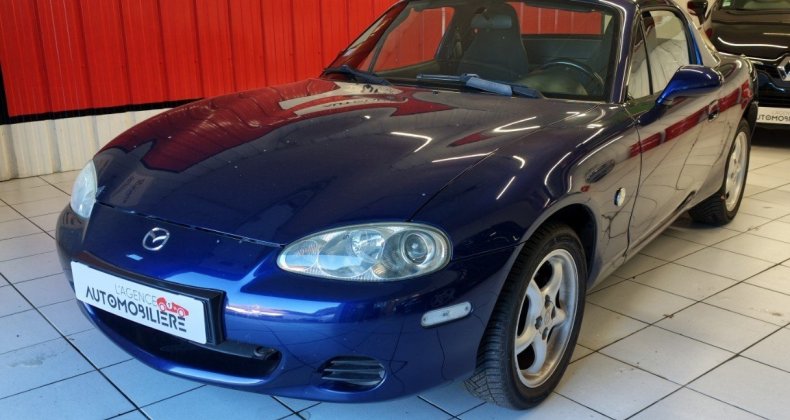 Mazda MX-5 MX5 1.6L 110CV HARD TOP CARNET D'ENTRETI