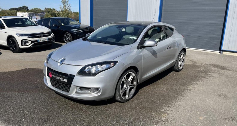 Renault Megane CoupÃ© 2.0 dCi 165CH GT GARANTIE 12 MOIS