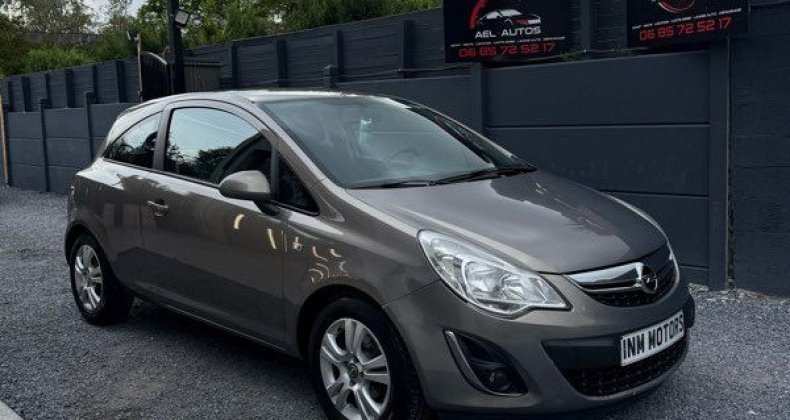 Opel Corsa 1.3 cdti 95 â gps chaÃ®ne garantie 6 m
