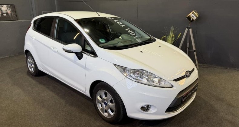 Ford Fiesta 1.6 TDCi 95 TITANIUM PREMIERE MAIN repri
