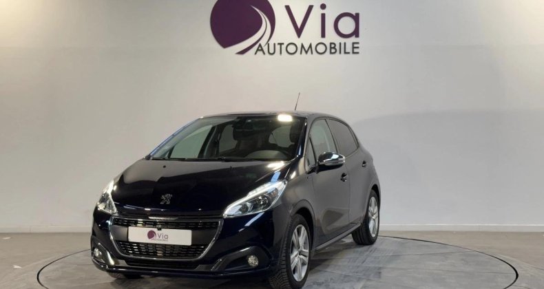 Peugeot 208 1.2 PTEC Signature