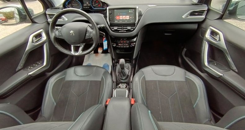 Peugeot 2008 1.2 110cv BVM6 CROSSWAY GARANTIE 12 MOIS