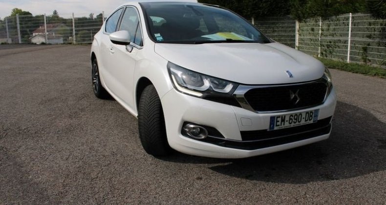 Citroen DS4 DS 4 SO CHIC 1L6 HDI 115 CV GPS 3D CLIM 