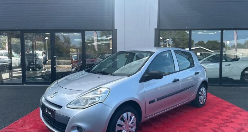 Renault Clio 1.2 75 AUTHENTIQUE