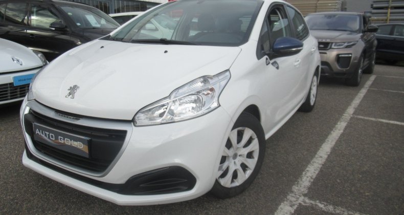 Peugeot 208 1.2 PureTech 68ch E6.c Like 5p