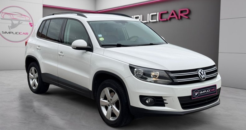 Volkswagen Tiguan Base