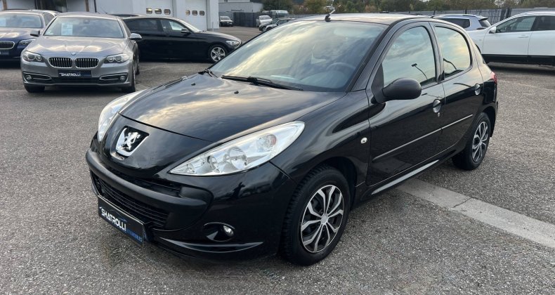 Peugeot 206 1.1 i 60ch 4cv 5Portes Clim 61,900Kms Di