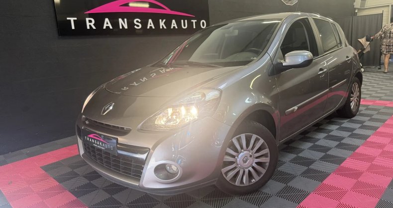 Renault Clio III 1.6 16V 110 SL XV De France Euro 5 A