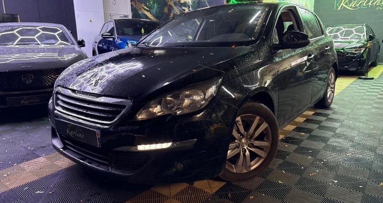 Peugeot 308 GENERATION-II 1.6 BLUEHDI 120 cv ALLURE 