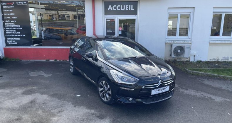 Citroen DS5 2.0 HDi FAP SO CHIC 16V 163 ch