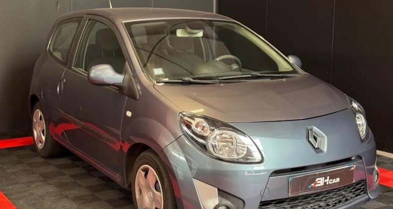 Renault Twingo 1.5 DCI 65CH DYNAMIQUE / DISTRIBUTION A 