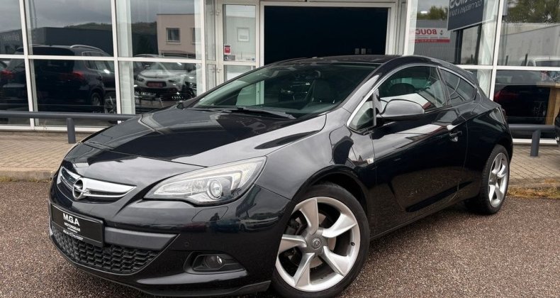 Opel Astra GTC 1.4 essence turbo 140 ch innovation