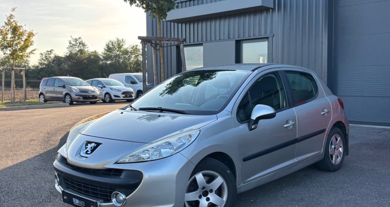 Peugeot 207 1.4 VTI 95 CH PREMIUM 5 PORTES