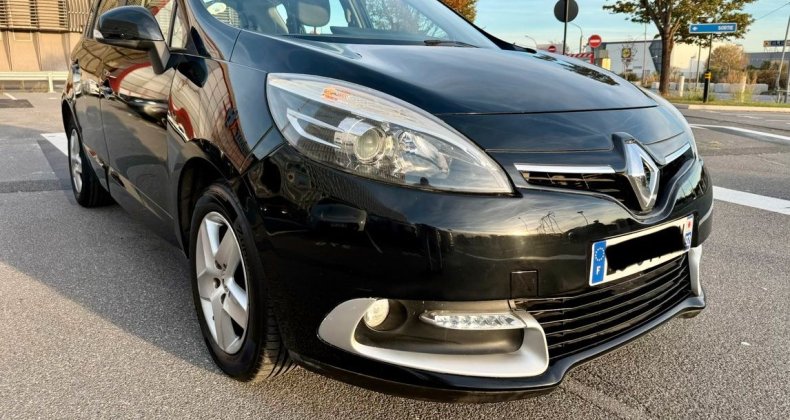 Renault Scenic iii 1.5 dci 95ch energy limited