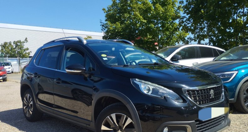 Peugeot 2008 1.5 BlueHDI EAT6 120 CV ALLURE