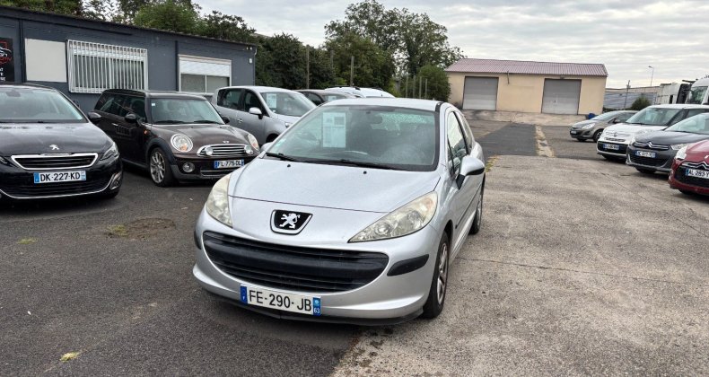 Peugeot 207 1.4i 88CH ExÃ©cutive