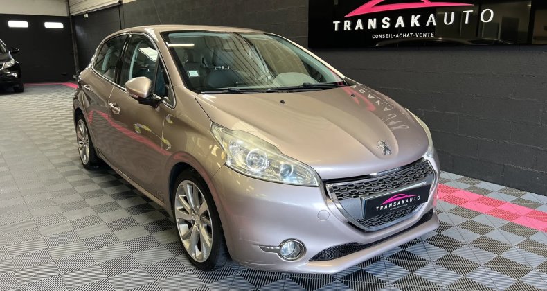 Peugeot 208 1.6 VTI 120 CV Allure - Bluetooth ges AV