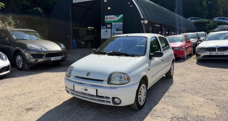 Renault Clio II 1.2 i 60cv AlizÃ© 2Ã¨me main
