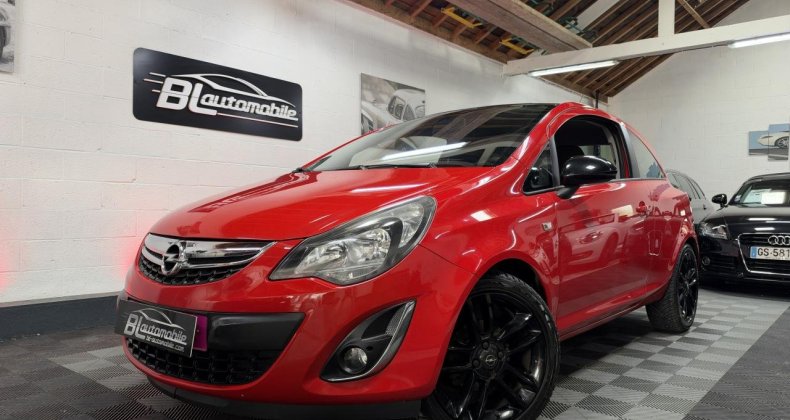 Opel Corsa 1.2i Color Edition