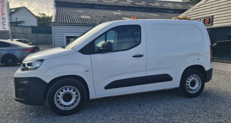 Citroen Berlingo FOURGON VAN HDI 75 CV * UTULITAIRE * 3 P