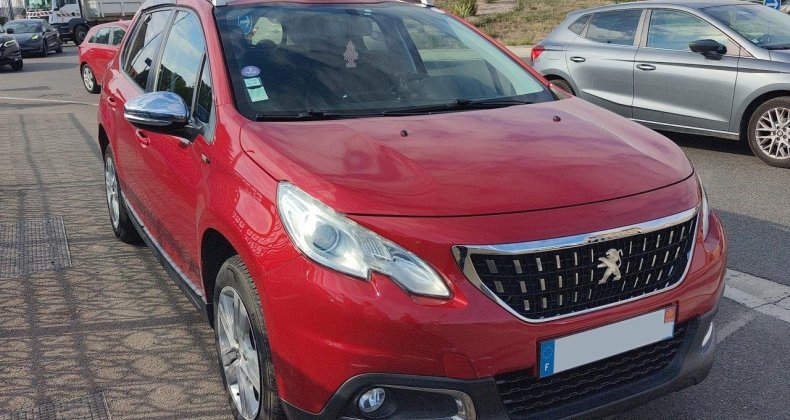 Peugeot 2008 STYLE TURBO 110 MOTEUR NEUF A 87000KM