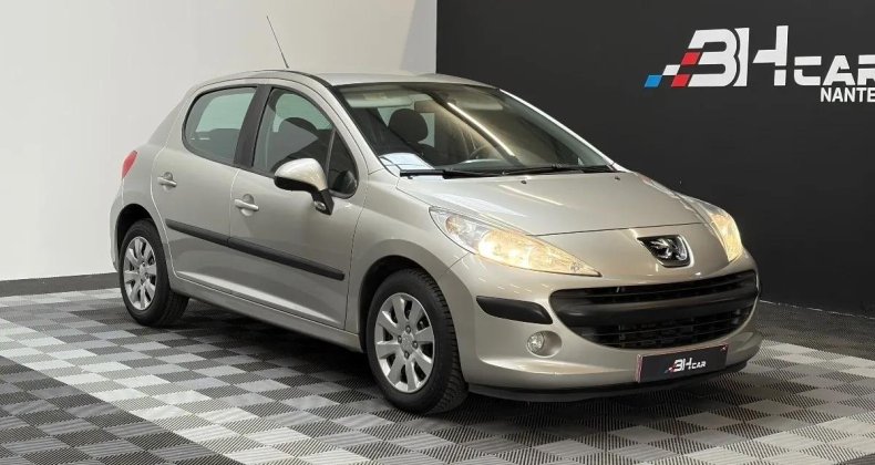Peugeot 207 1.4 75 Ch - 5 portes - clim - RÃ©visÃ©e