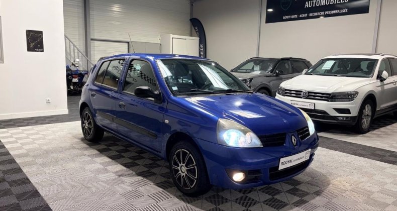 Renault Clio II 5 Portes Phase 2 Campus 1.2 i 16V eco