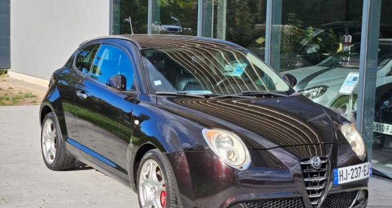 Alfa-romeo Mito 1.4 16V T-JET 155CH DISTINCTIVE