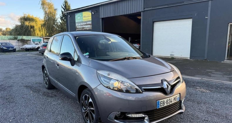 Renault Megane SCENIC 1l2 TCE 130 chx Ã©dition BOSE