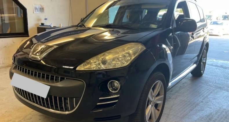 Peugeot 4007 2.2 HDI Premium