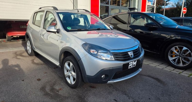 Dacia Sandero stepway 1.6 essence â 2010 seulement 8