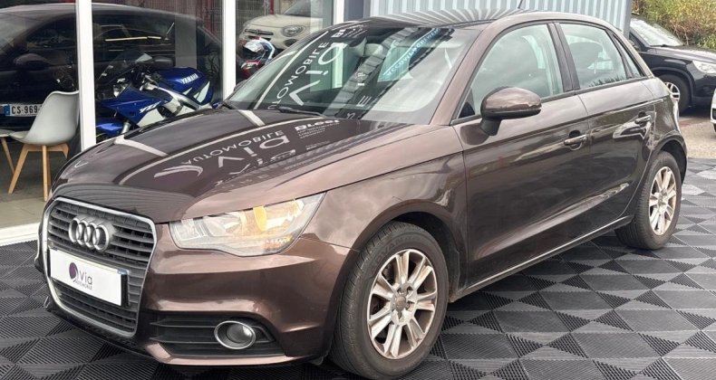 Audi A1 1.6 TDI 105ch Sportback attraction / SiÃ