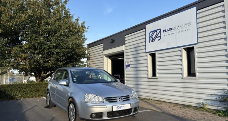 Volkswagen Golf V 1.6