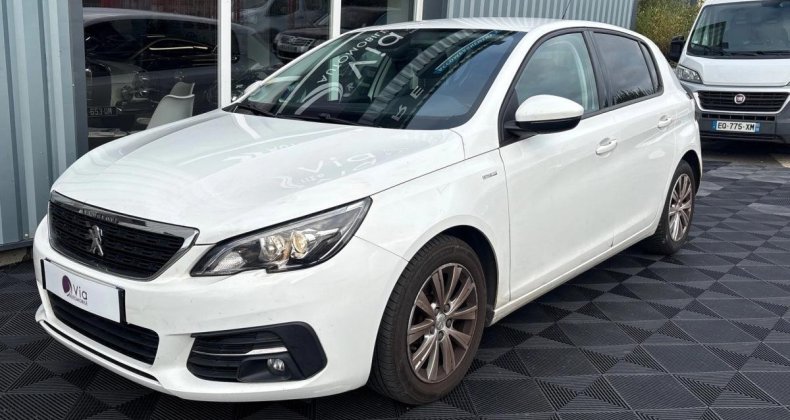 Peugeot 308 1.5 BHDI Style 102cv / Carplay / Radar A
