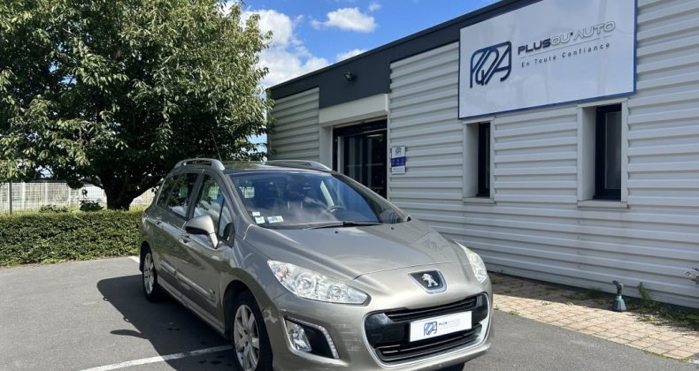 Peugeot 308 SW 1.6 E-HDI 115 STYLE