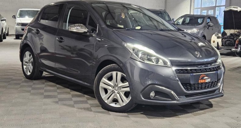 Peugeot 208 1.6 HDI - 100 CV STYLE ECONOMIQUE ET FIA