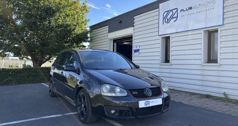 Volkswagen Golf GTI 2.0T FSI 200 DSG