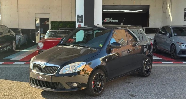Skoda Fabia RS 1.4 TSI 180cv DSG / SIEGES CHAUFFANTS