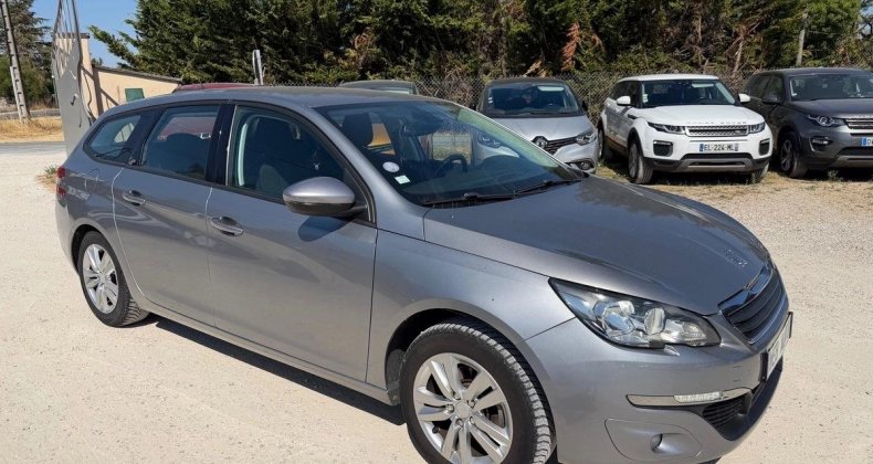 Peugeot 308 II T9 1.2 110CV ACTIVE PACK ATTELAGE AN: