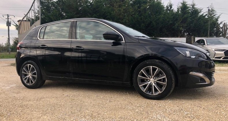Peugeot 308 T9 II PH2 1.2 130CV PACK ALLURE BOITE AU
