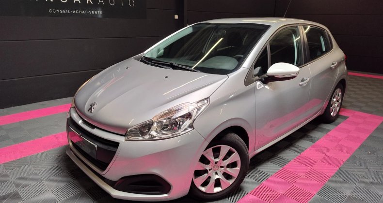 Peugeot 208 1.2 Puretech Like Courroie OK Clim Regul