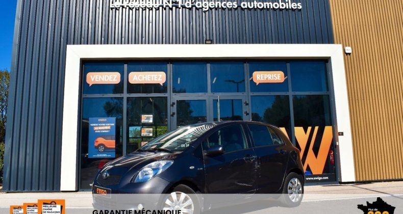 Toyota Yaris 1.4 d-4d 90ch bva m-mt les bleus multimo