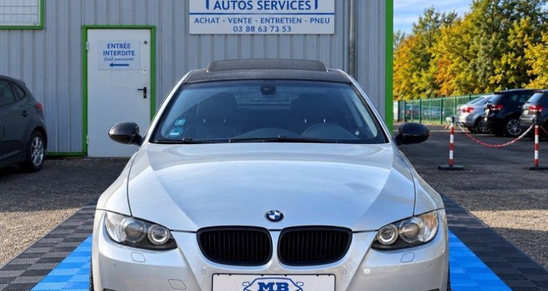 BMW Série 3 E92 Coupe 330i 272cv Cuir GPS Toit Ouvra