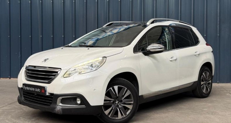 Peugeot 2008 1.6 90 - Garantie 1 an - Toit panoramiqu